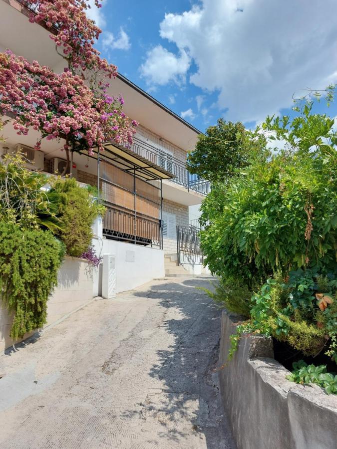Apartmani Luka Baška Voda Zewnętrze zdjęcie