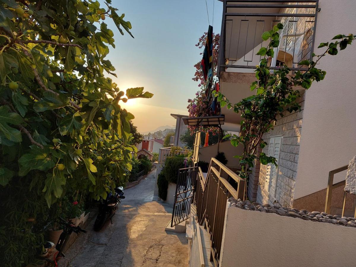 Apartmani Luka Baška Voda Zewnętrze zdjęcie