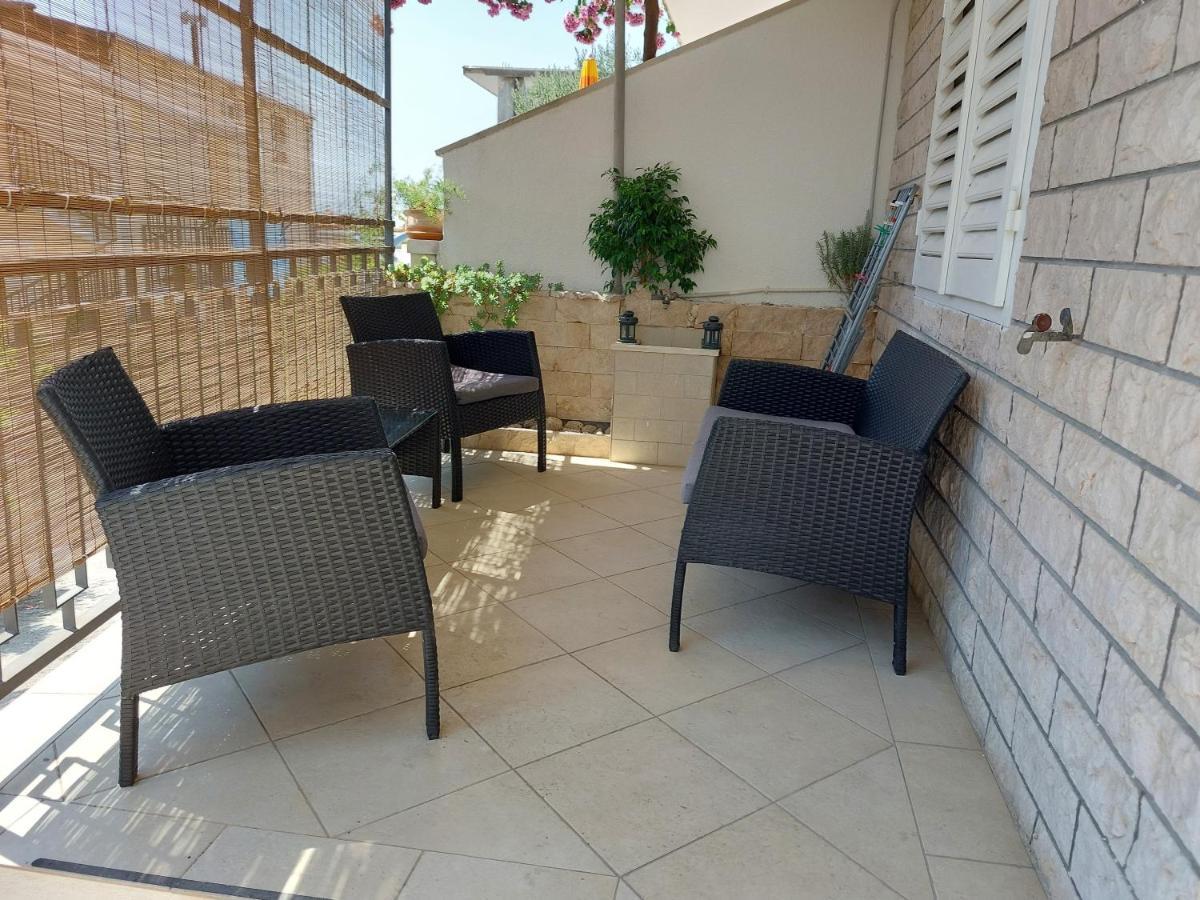 Apartmani Luka Baška Voda Zewnętrze zdjęcie
