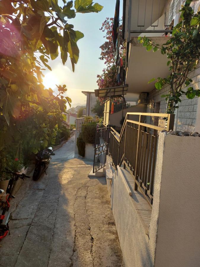 Apartmani Luka Baška Voda Zewnętrze zdjęcie