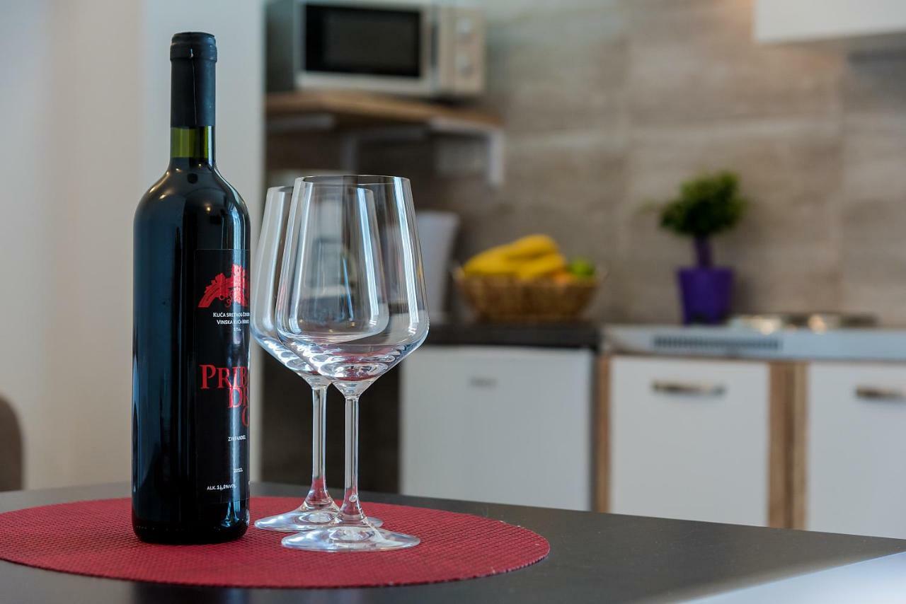 Apartmani Luka Baška Voda Zewnętrze zdjęcie